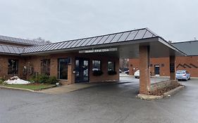 Ramada By Wyndham Laval